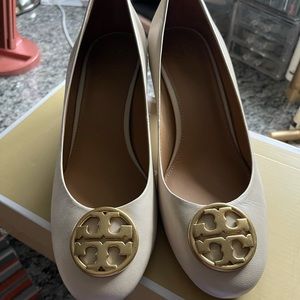 Tory Burch pumps